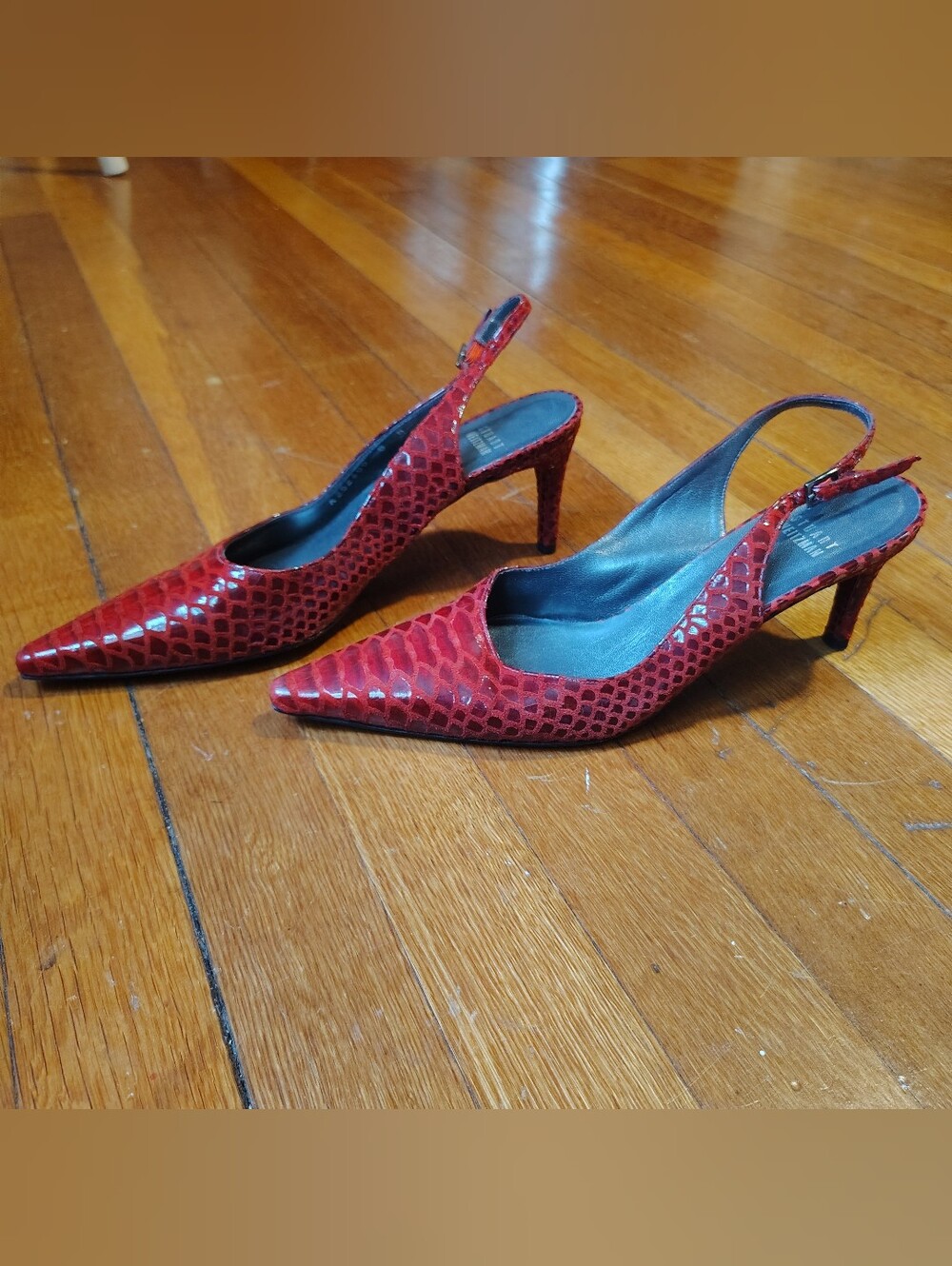 Stuart Weitzman Red Pumps Faux Snakeskin Pointy Toe Heels Size 8 Slingbacks